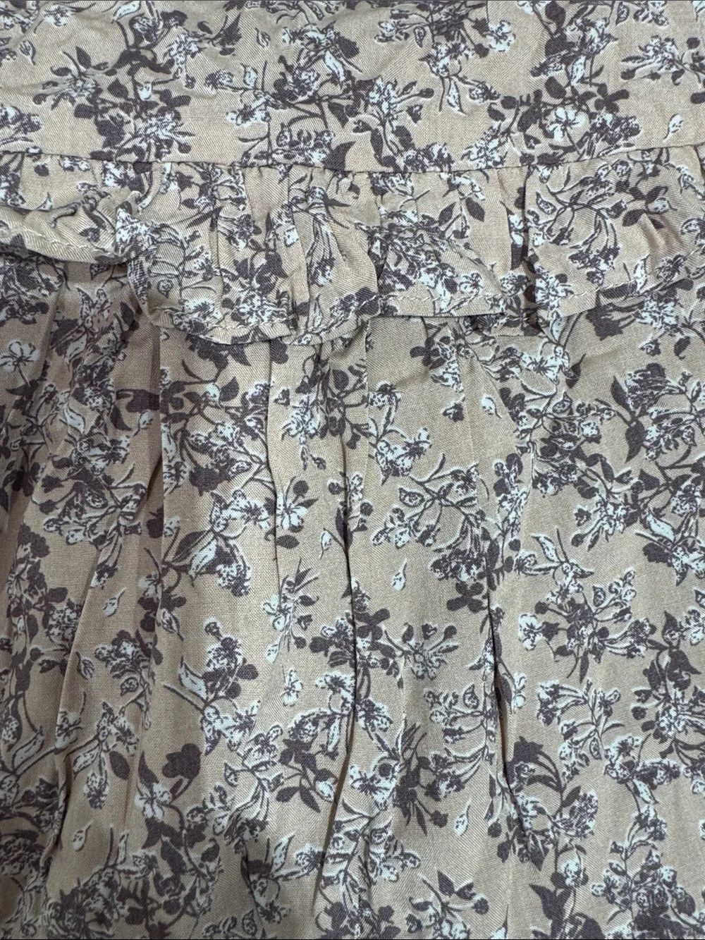 0176 Doe & Rae Yellow Brown Floral Ruffle Tank Top - Picture 6 of 6